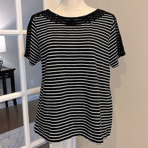 Jones New York black striped tee